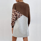 Damen lässiges Sweatshirtkleid mit modischem Tiermuster und asymmetrischem Design