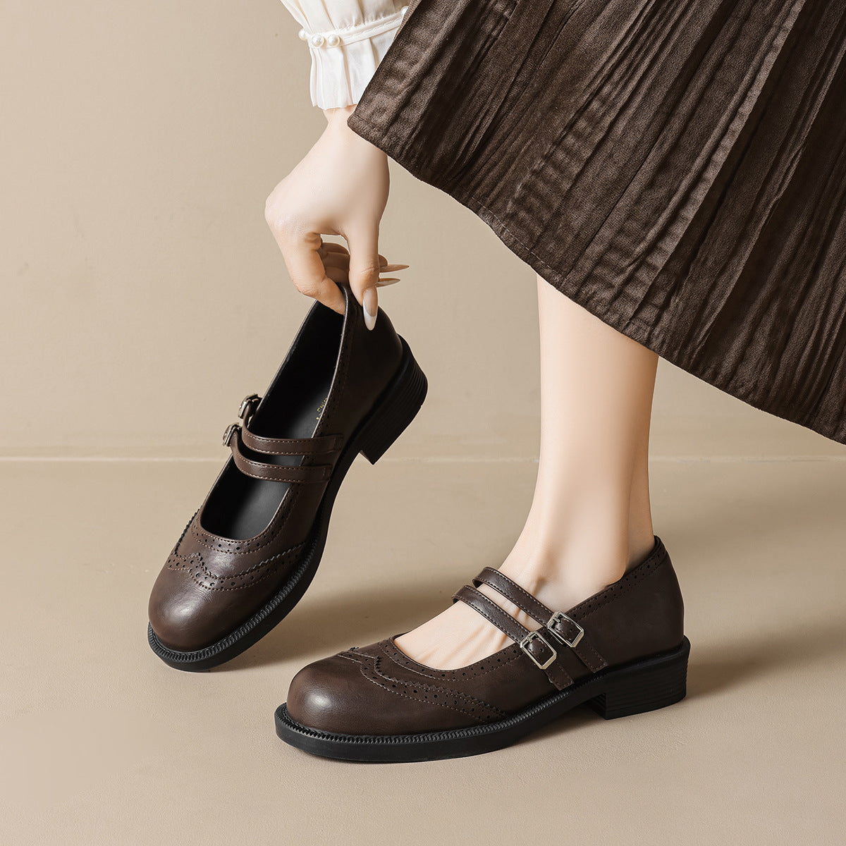 Damen elegante und stilvolle Schuhe mit doppeltem Riemen