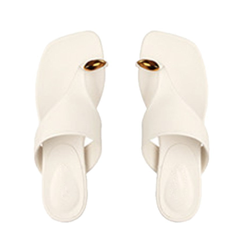 Damen Elegante Zehentrenner-Sandalen mit goldfarbener Applikation R&B