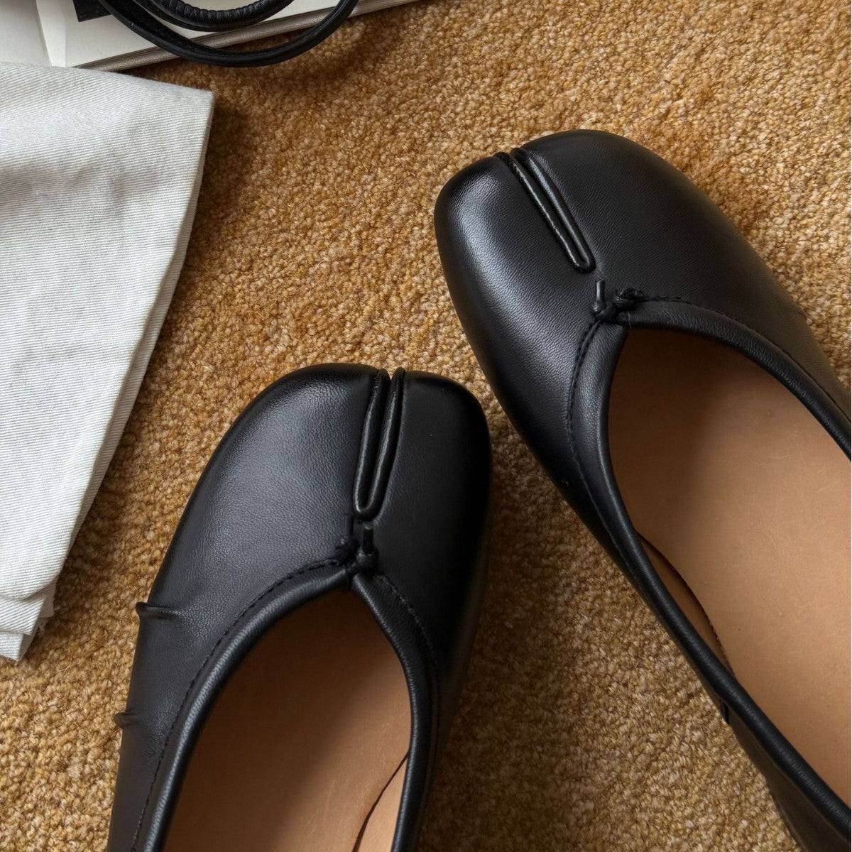 Damen Elegante und bequeme Ballerinas aus hochwertigem Leder R&B