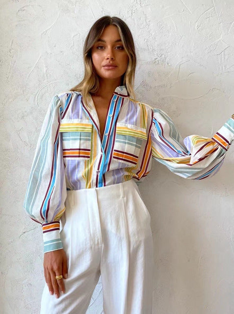 Damenbluse mit voluminösen Ärmeln und kreativen Farbdetails R&B
