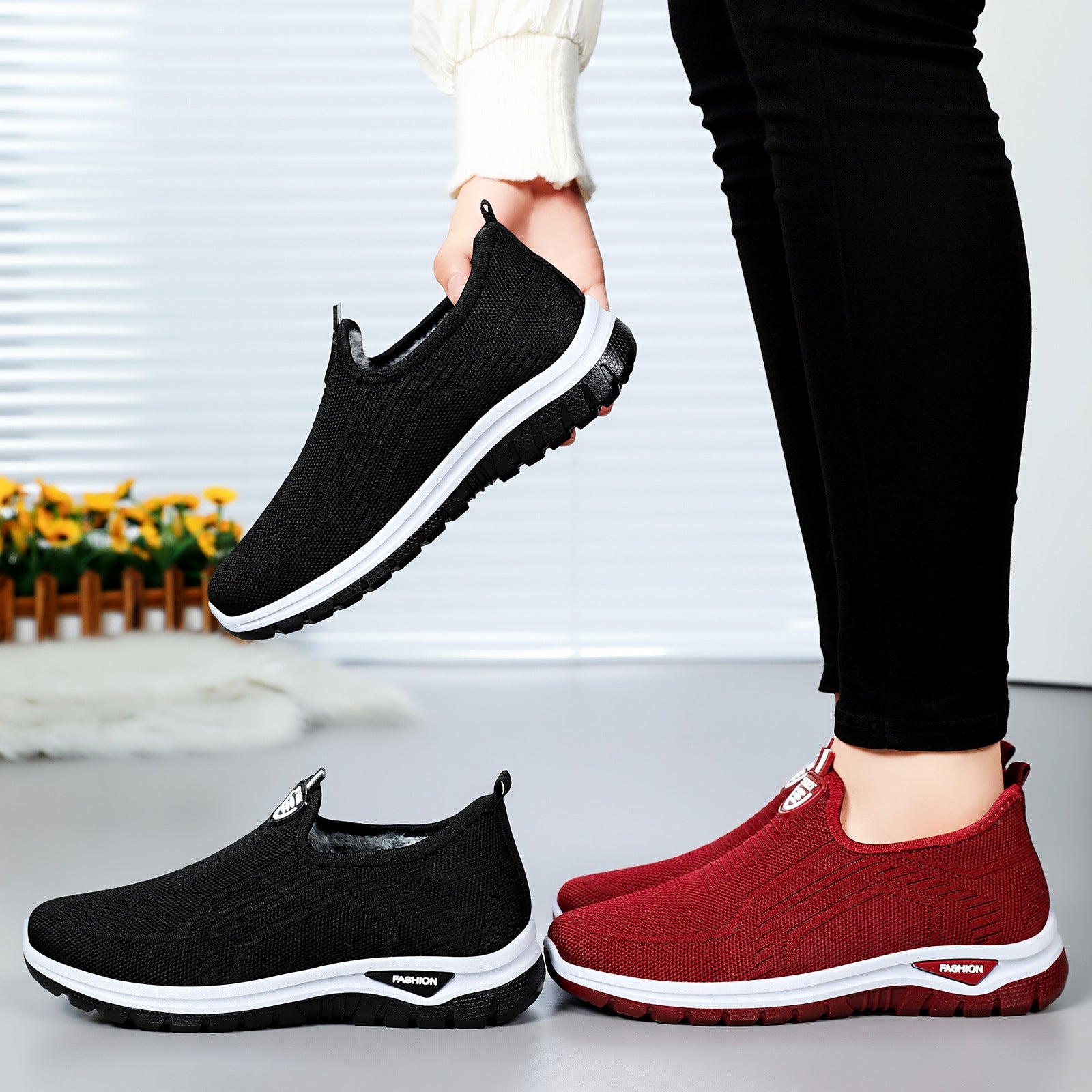 Damen Bequeme Slip-On Freizeitschuhe mit atmungsaktivem Strickdesign R&B