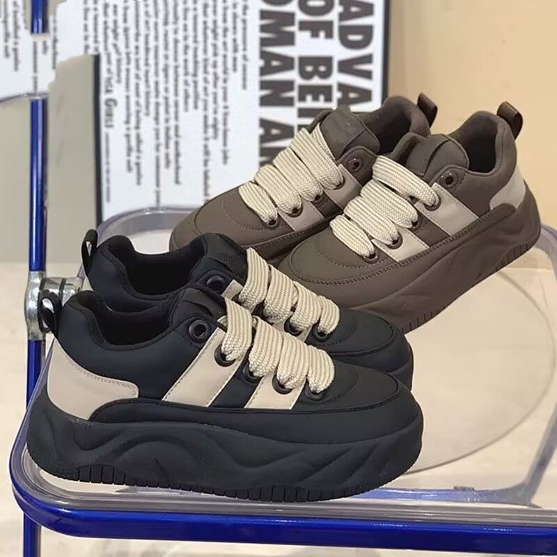 Damen Plattform Sneakers mit dickem Gummi-Style und farblich abgesetzten Details R&B