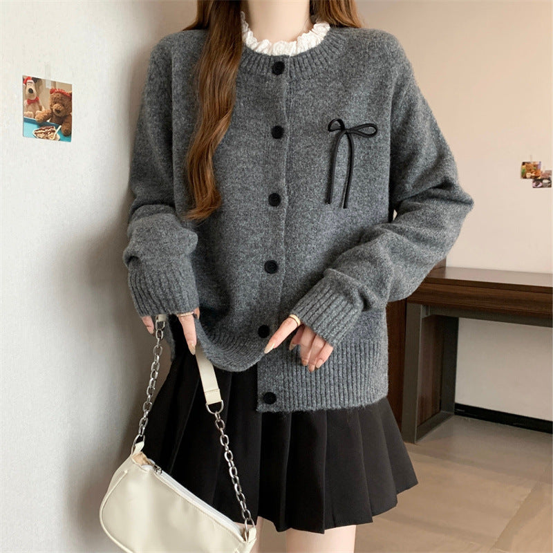 Damen Strickcardigan mit dekorativen Knöpfen und Schleifenakzent R&B