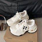 Damen Sportliche Sneaker mit atmungsaktiver Mesh-Oberfläche und dämpfender Sohle R&B