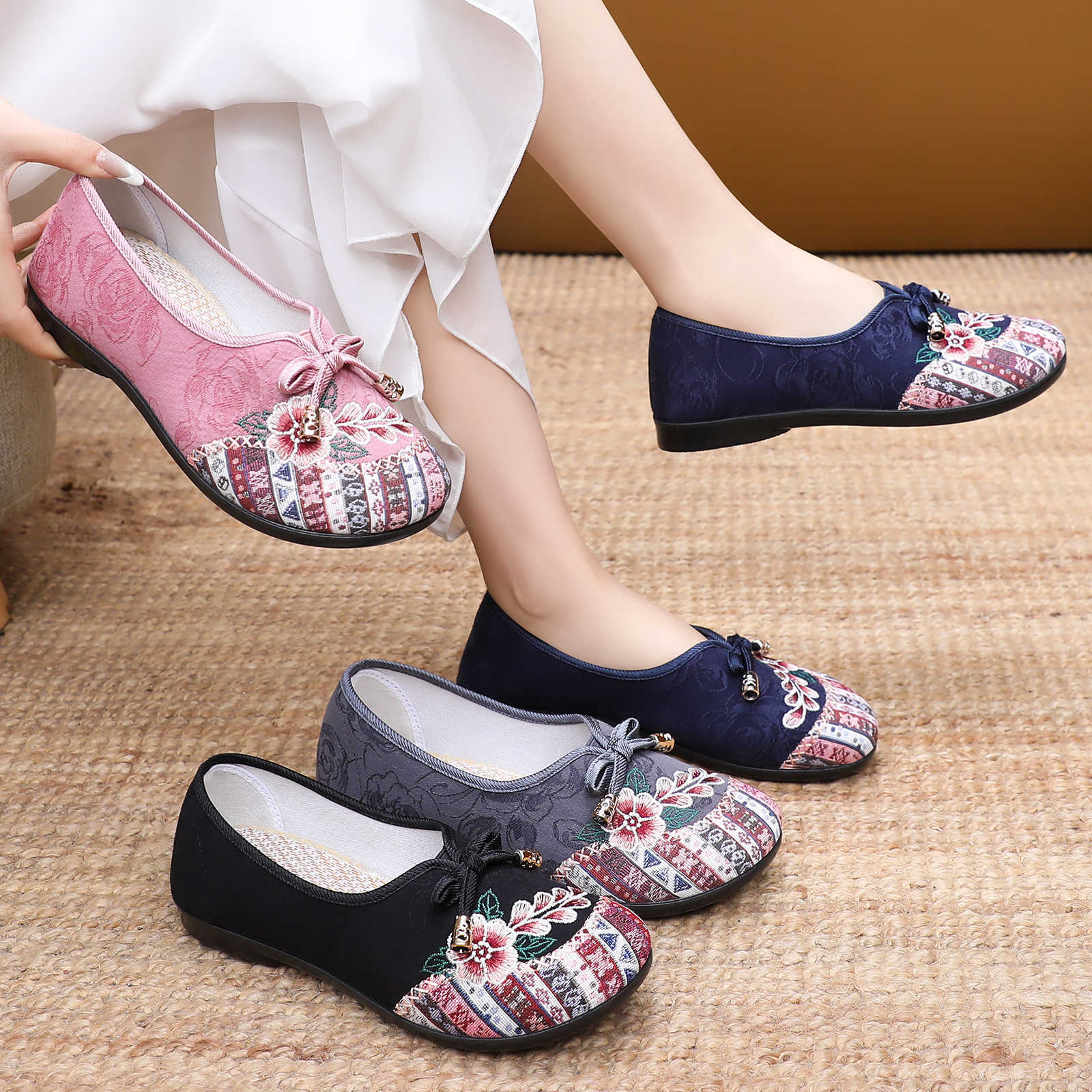 Damen Handbestickte Ballerinas R&B