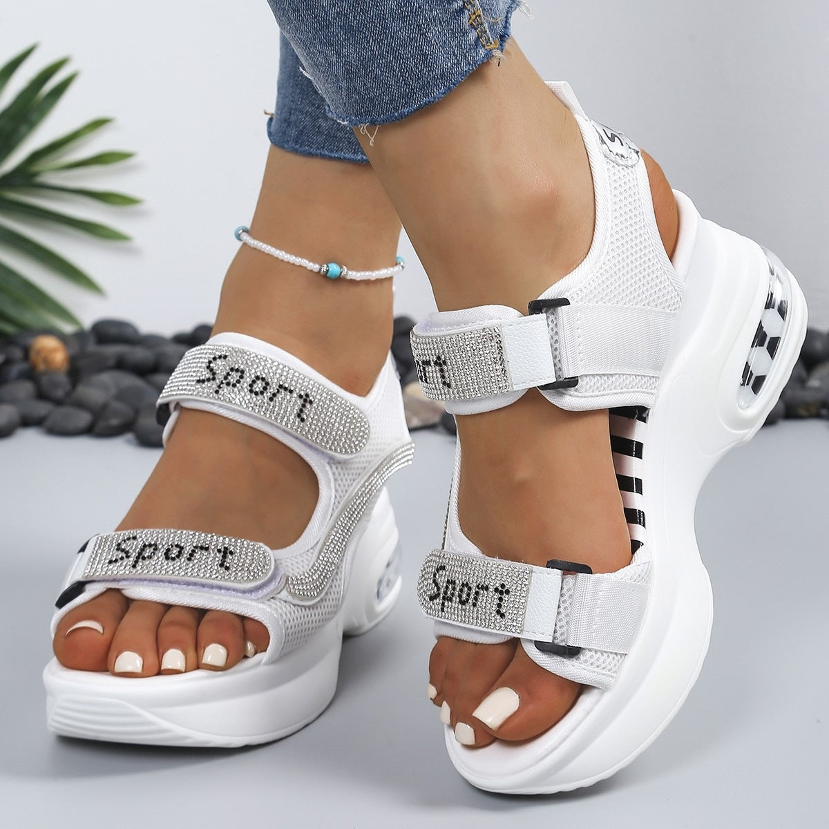 Damen Sportliche Sandalen mit verstellbaren Riemen und modischem Strass-Design R&B