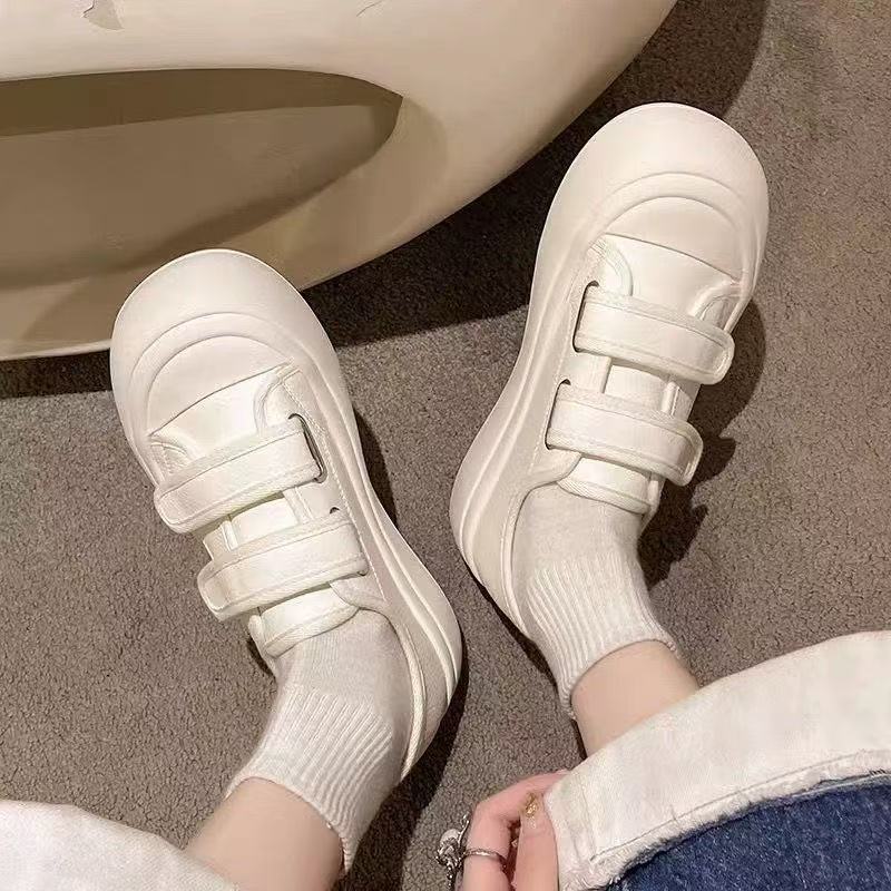 Damen Slip-On Sneakers mit verstellbarem Klettverschluss und gepolsterter Sohle R&B