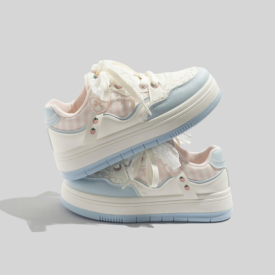 Damen Sneaker mit verspieltem Design und romantischen Spitzenakzenten R&B