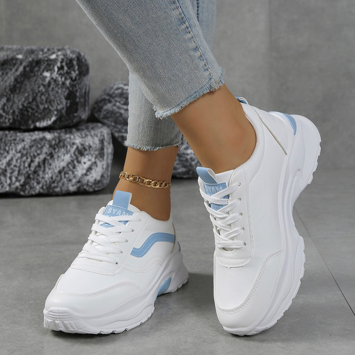 Damen Sportliche Sneakers mit atmungsaktiver Oberflächenstruktur und trendigem Dämpfungssystem R&B