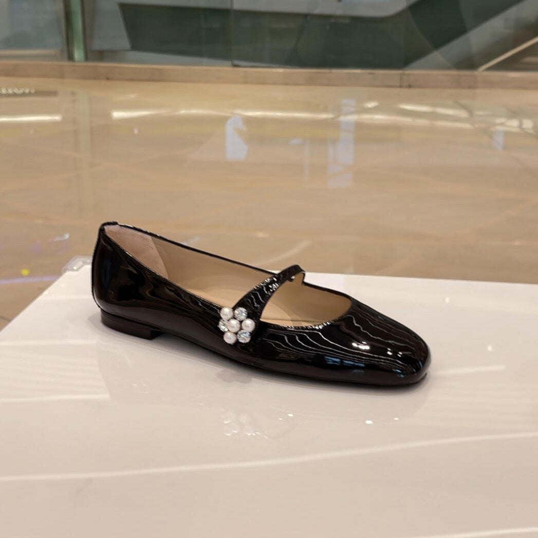 Damen Ballerina-Schuhe mit elegantem Riemendesign und dekorativem Strass-Detail
