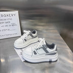 Damen Sportliche Sneakers mit dämpfender Plateausohle und atmungsaktiven Einsätzen