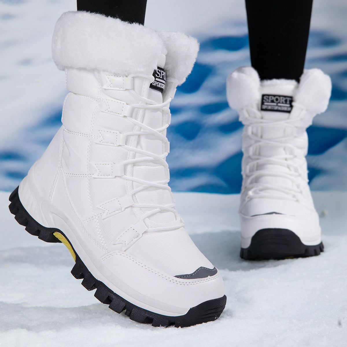 Damen wärmeisolierte Winterstiefel mit rutschfester Profilsohle