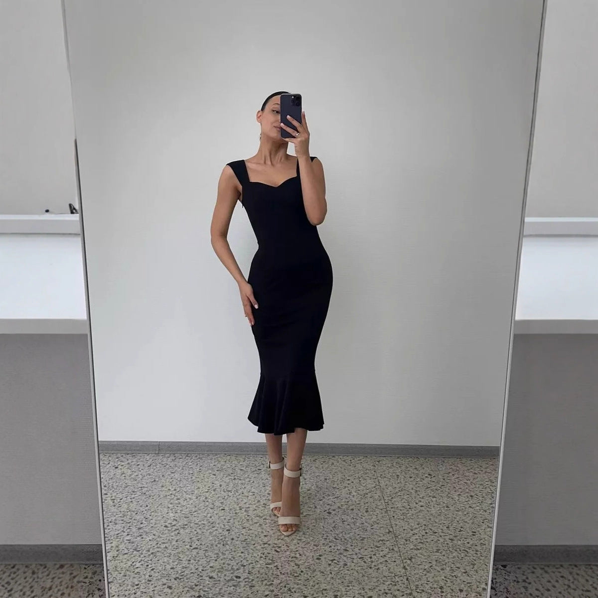 Damen Wickelkleid mit elegantem Herzausschnitt und schwingendem Saum R&B