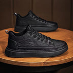 Damen Elegante Sneaker aus robustem Kunstleder mit atmungsaktiver Sohle R&B