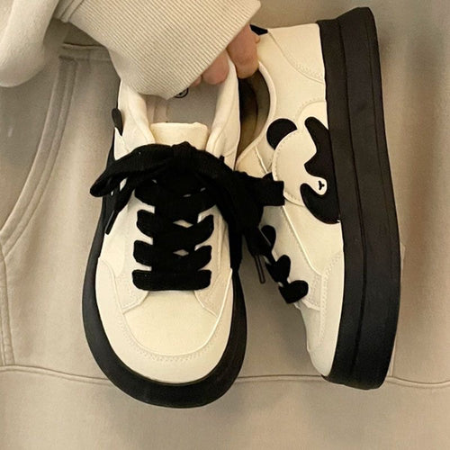Damen Modische Sneakers mit auffälligem Design und prägnanter Sohle R&B
