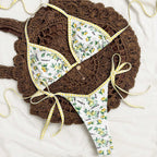 Damen Triangel-Bikini mit floralem Muster und verspieltem Design