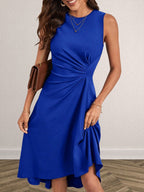 Blaue ärmellose Midi-Kleid