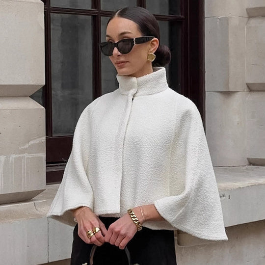 Damen Oversized Wollcape mit hohem Kragen und Knopfdetail R&B