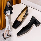 Damen Elegante Blockabsatz-Pumps mit quadratischer Zehenpartie und hochglänzender Oberfläche R&B