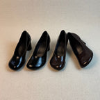 Damen elegante Pumps mit glänzender Lack-Oberfläche und komfortablem Blockabsatz