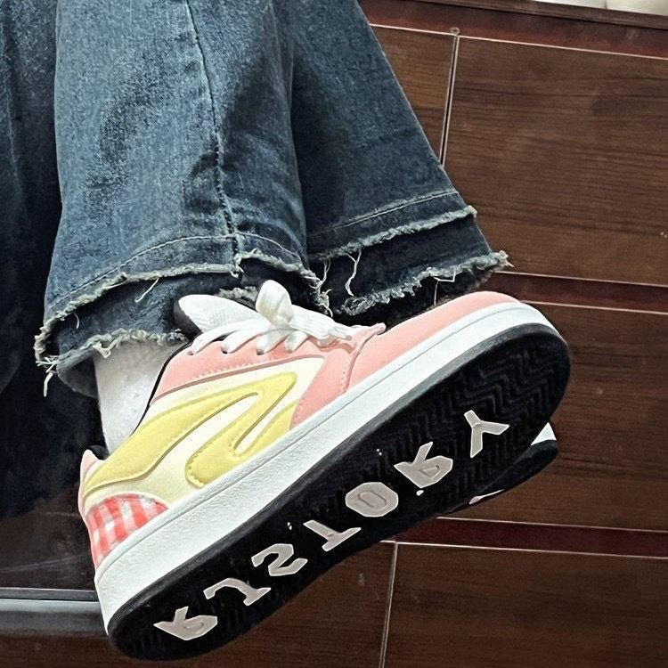 Damen Sneakers mit modischen Karodetails und atmungsaktiver Laufsohle