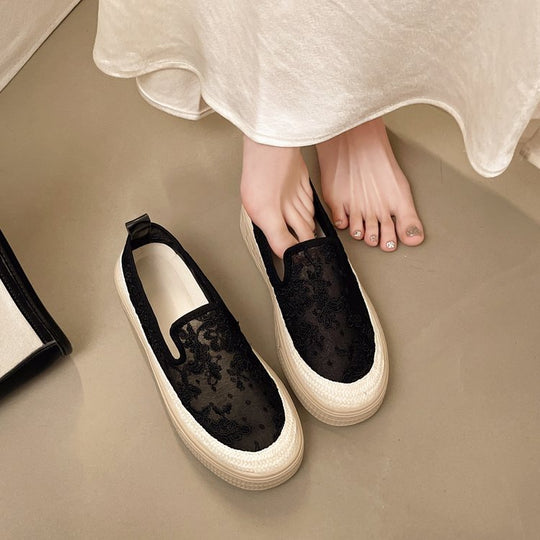 Damen Slip-On Sneakers mit floralem Stickdesign R&B