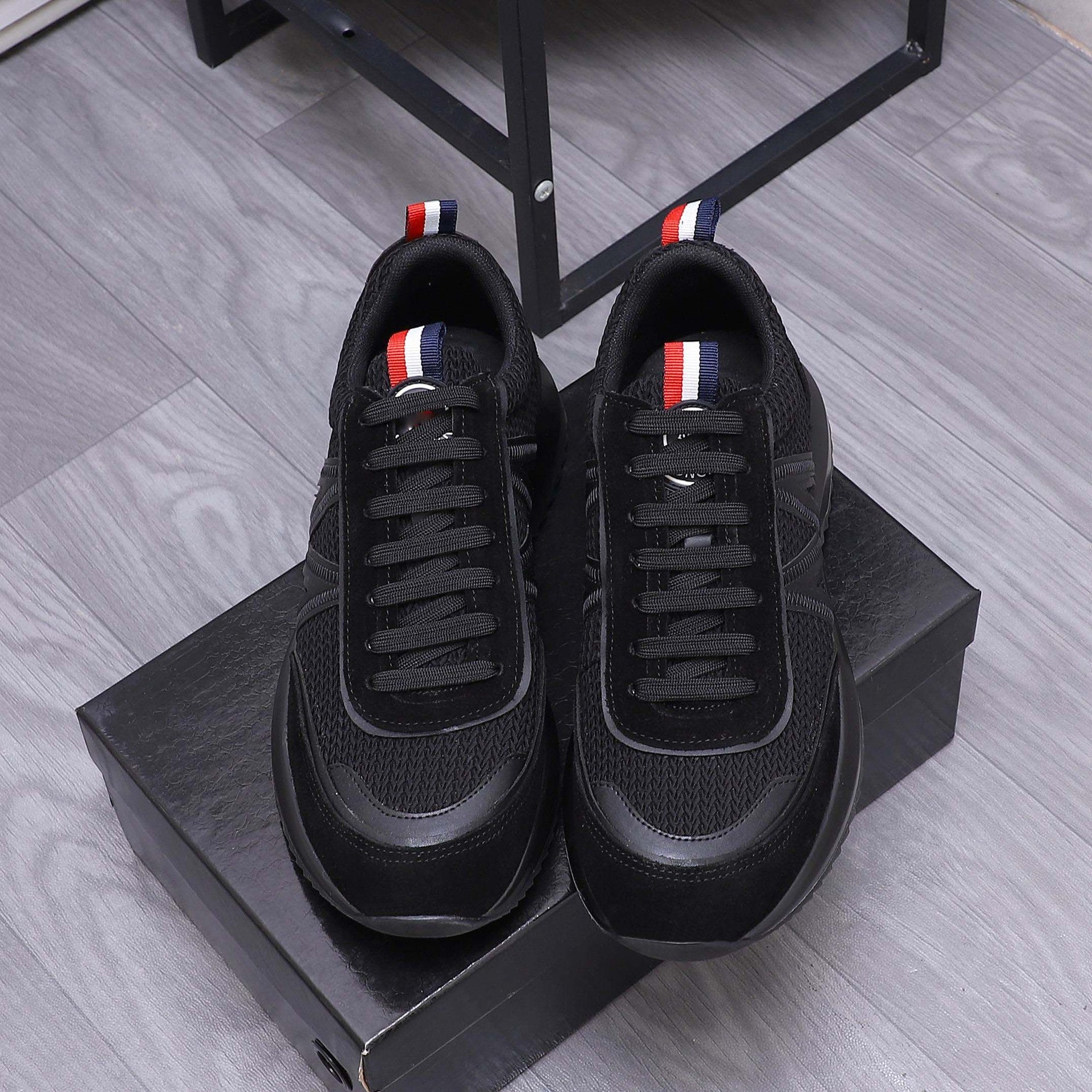 Damen Atmungsaktive Freizeitsneaker mit rutschfester Sohle und modischem Profile von R&B