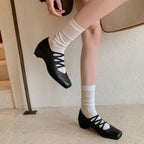 Damen Ballerinas mit einem innovativen Schnürdesign und komfortabler Einlegesohle