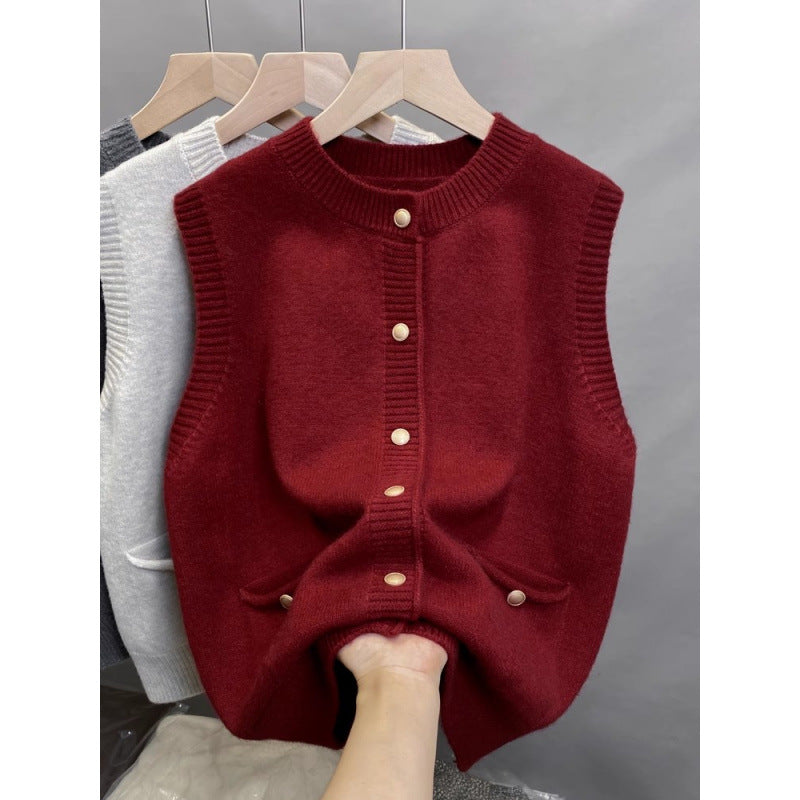 Damen Strickweste mit Knopfdetails und seitlichen Taschen R&B