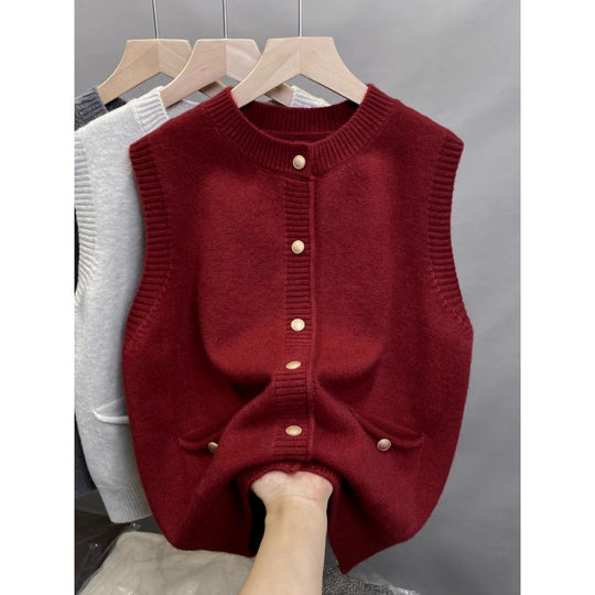 Damen Strickweste mit Knopfdetails und seitlichen Taschen R&B
