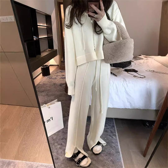 Damen lässiges Freizeit-Ensemble mit Kapuzenoberteil und weitem Bein R&B