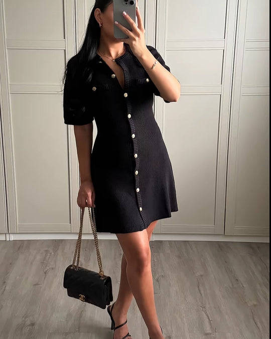 Damen Strickkleid mit kurzen Ärmeln und Knopfleiste R&B