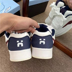 Damen Komfortable Freizeitsneaker mit farblich abgesetztem Akzent