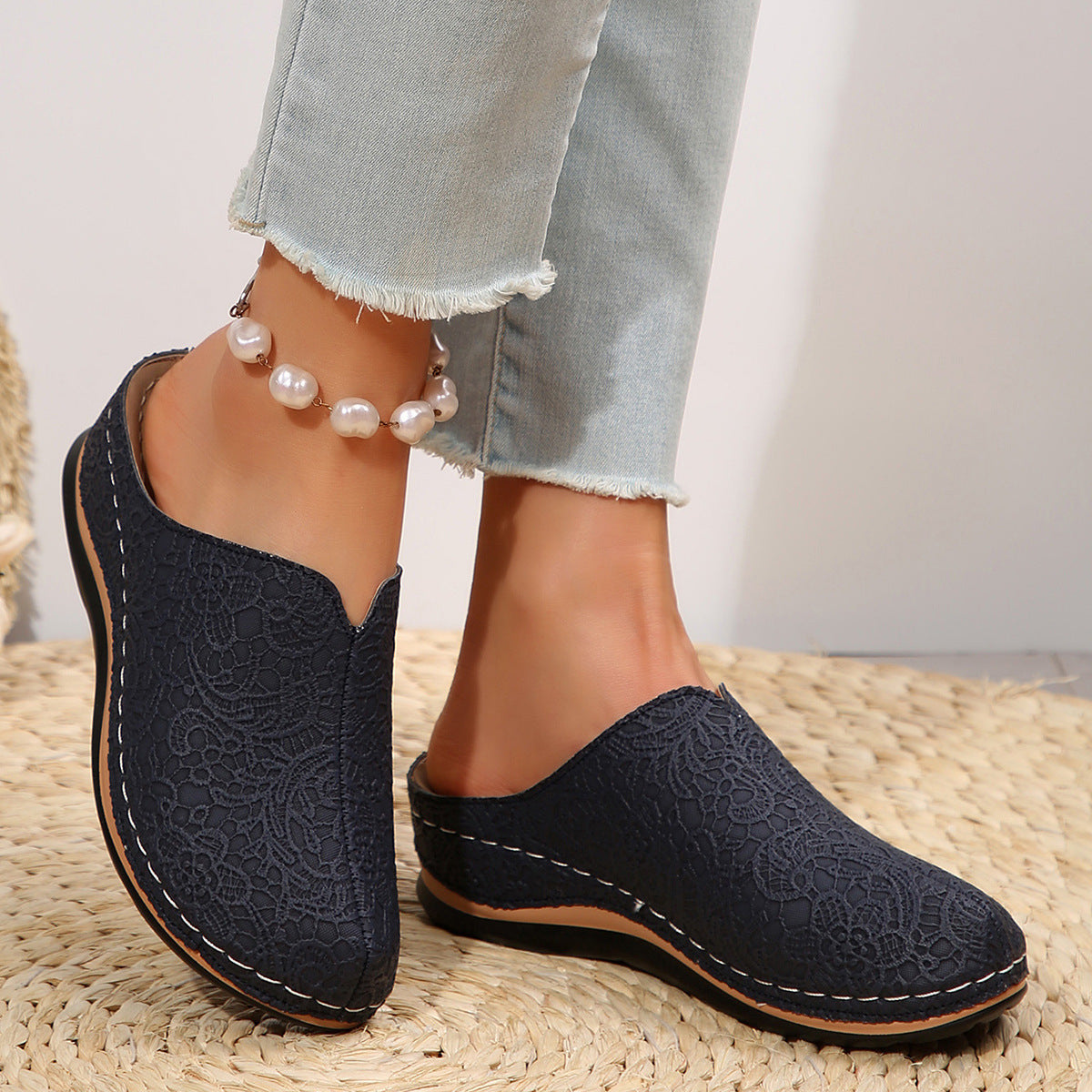 Damen Komfortable Clogs mit eleganter Spitzenstruktur und ergonomischem Fußbett R&B