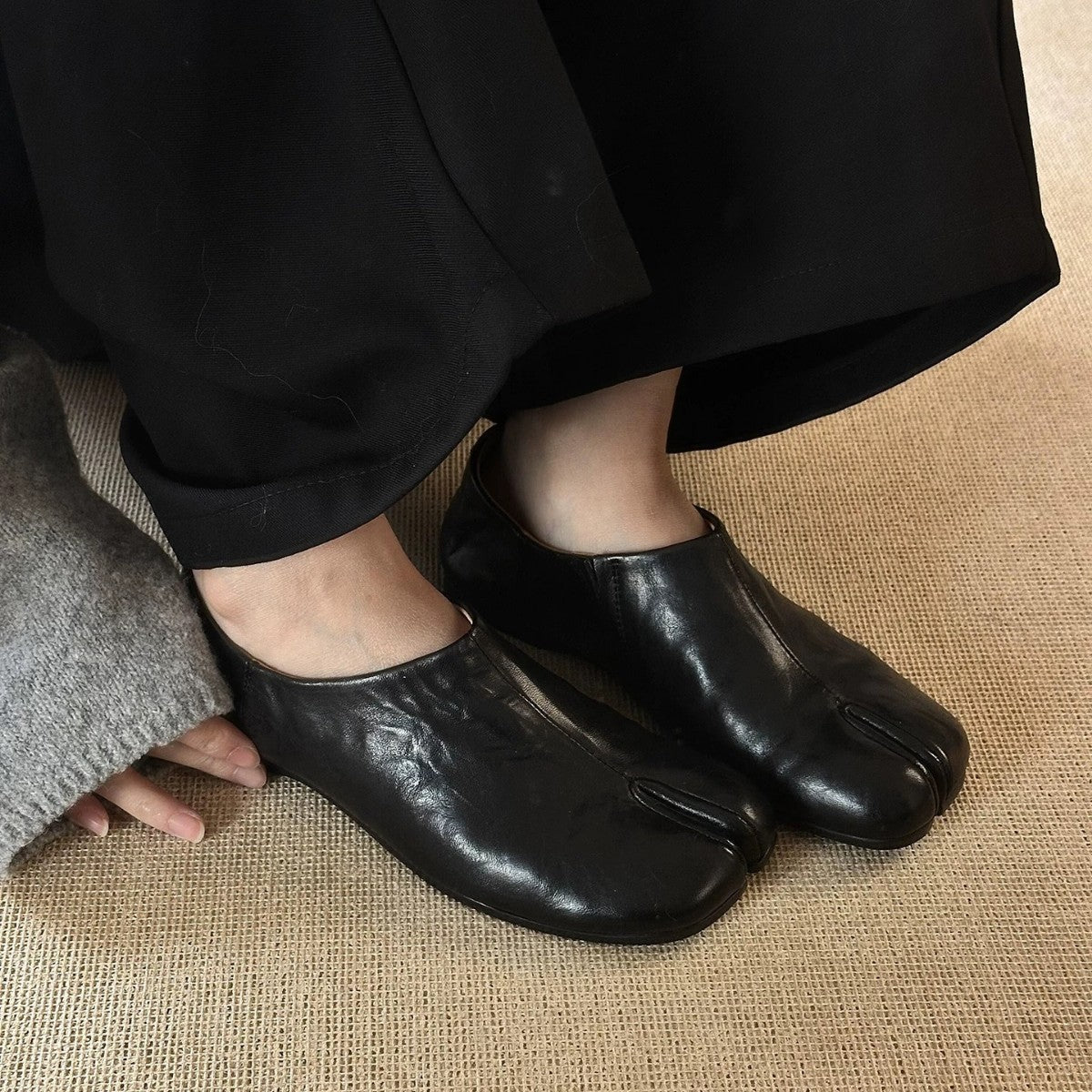 Damen Mokassins mit offenem Zehenbereich und eleganter Silhouette