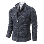 Herren elegante Strickjacke mit strukturiertem Zopfmuster und hochschließendem Kragen R&B