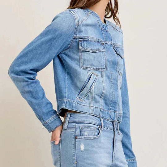Damen Jeansjacke im lässigen Cropped-Schnitt mit praktischen Taschen und Knopfdetails R&B