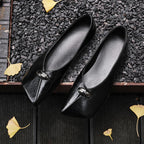Damen elegante Ballerinas mit spitzem Zehenbereich und dekorativem Riemchen