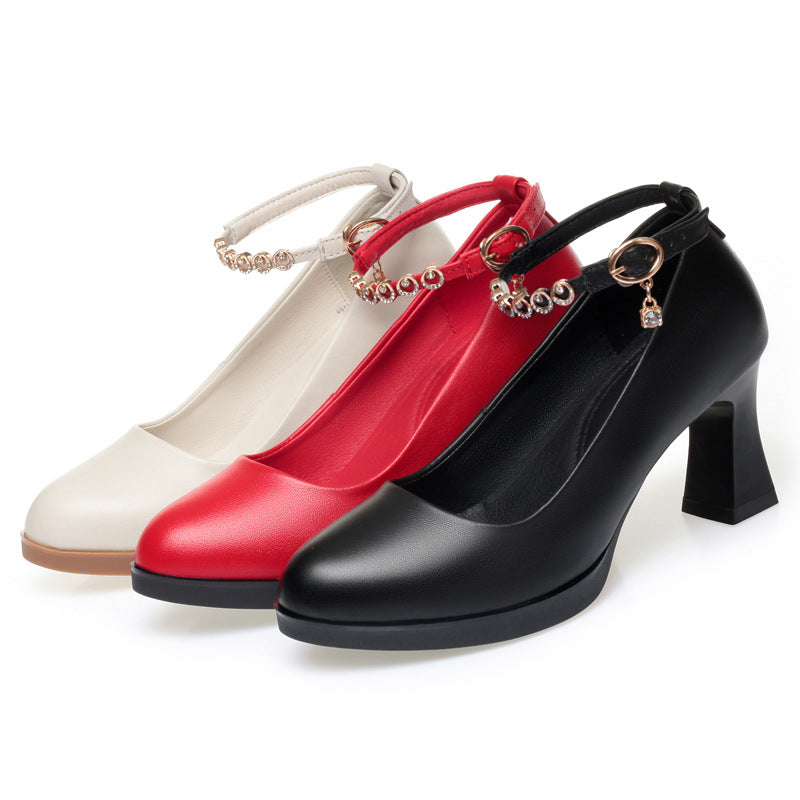Damen Pumps mit elegantem Riemchen und funkelnden Schmuckdetails R&B