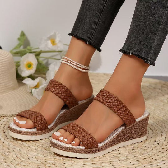 Damen Wedgesandalen mit geflochtenen Riemen und kombinierter Sohle R&B
