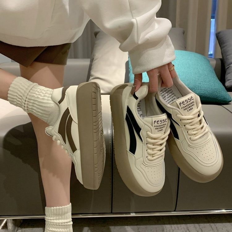 Damen Sneakers mit hoher Plateausohle und atmungsaktiver Oberflächenstruktur R&B
