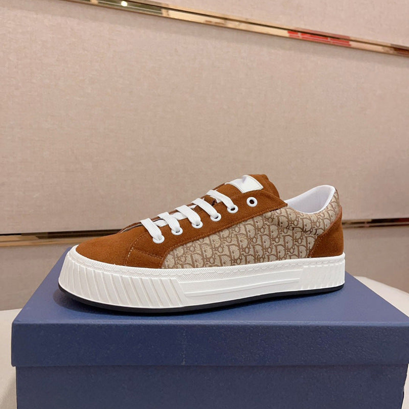 Damen modische Sneakers aus hochwertigem Wildleder mit eleganter Druckstruktur R&B