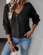 Strickjacke Damen kuschelig mit V-Ausschnitt und Knopfdetails