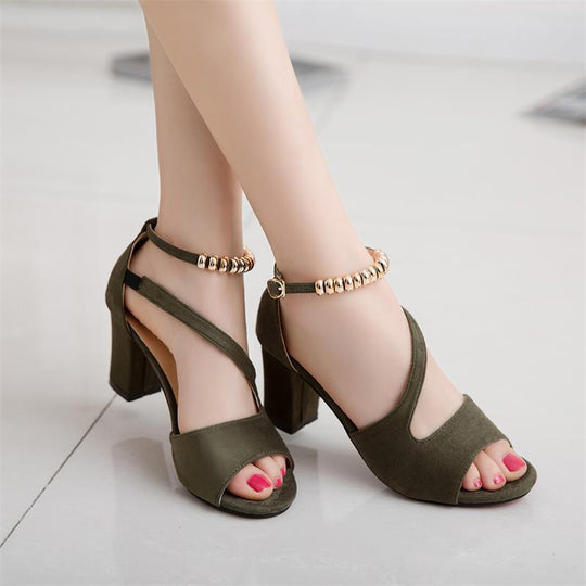 Damen elegante High Heels Sandalen mit modischen Riemchen und goldenen Akzenten R&B