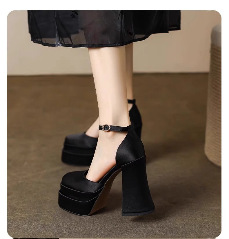 Damen Plateau-High-Heels mit schickem Riemen R&B