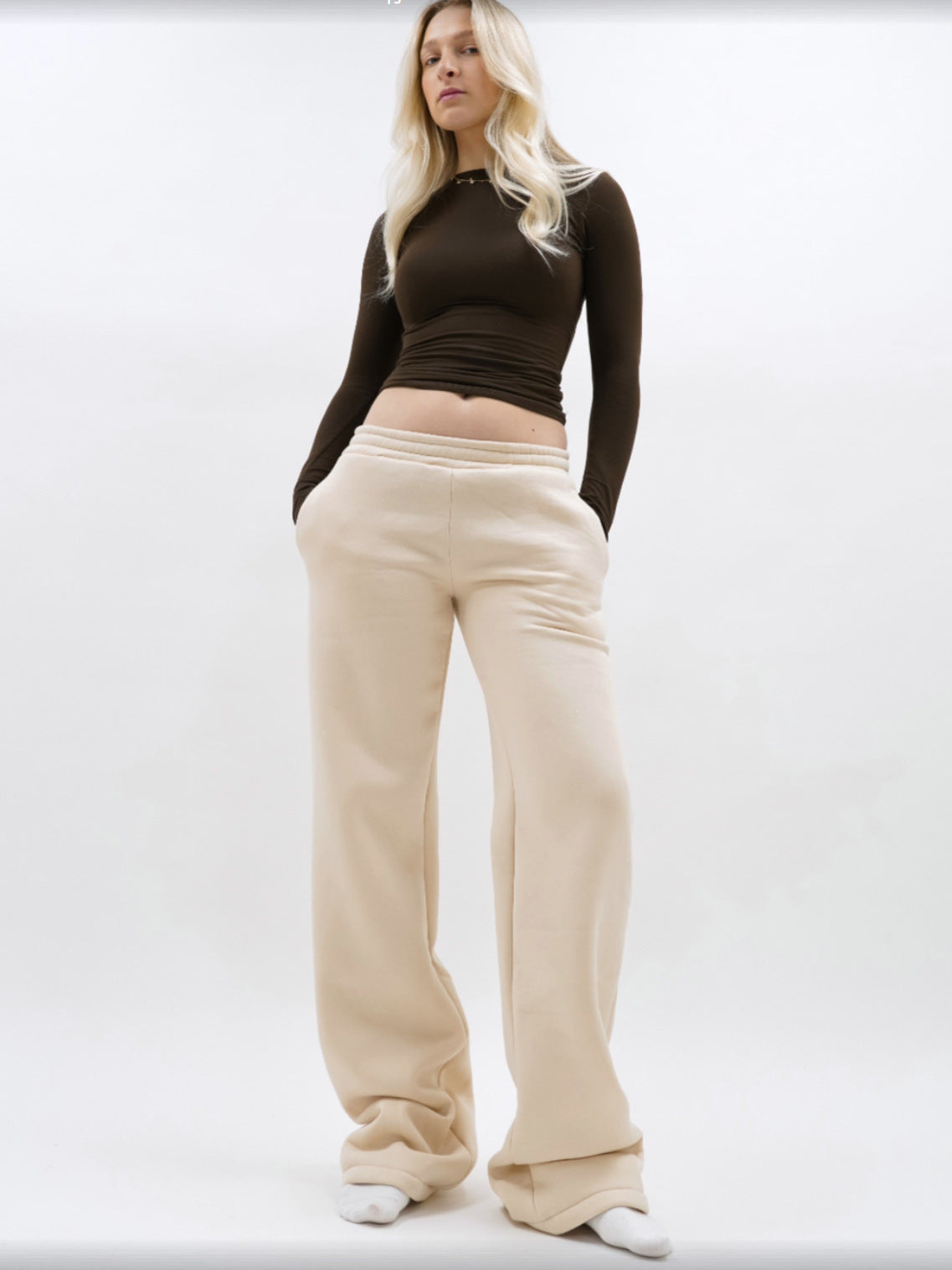 Damen Bequeme Sweatpants mit elastischem Bund und seitlichen Taschen