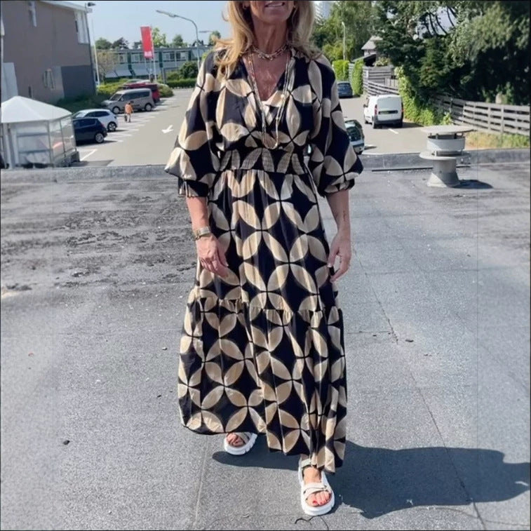 Damen nan Maxikleid mit geometrischem Alloverprint, smockierter Taille und Volantstufen R&B