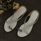 Damen Zehentrenner-Sandalen mit elegantem Riemendesign und modischem Schmuckdetail R&B