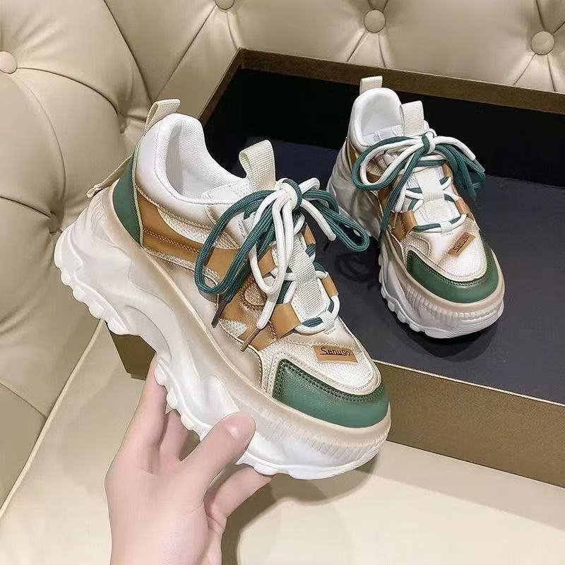 Damen Chunky Sneakers mit atmungsaktiver Mesh-Oberfläche und modischem Design R&B